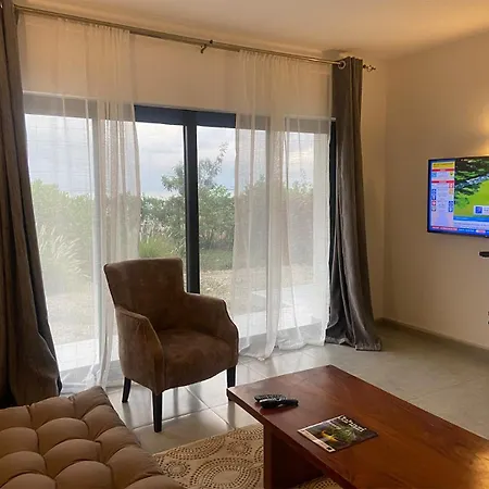 Bahari Breeze Suites